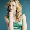 Elizabeth Banks